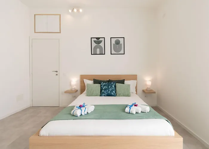 Apartament Domvs Tibvrtina - Solarium Zone, Terrace, A-c, Rzym